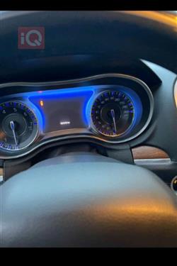 کرایسلەر 300